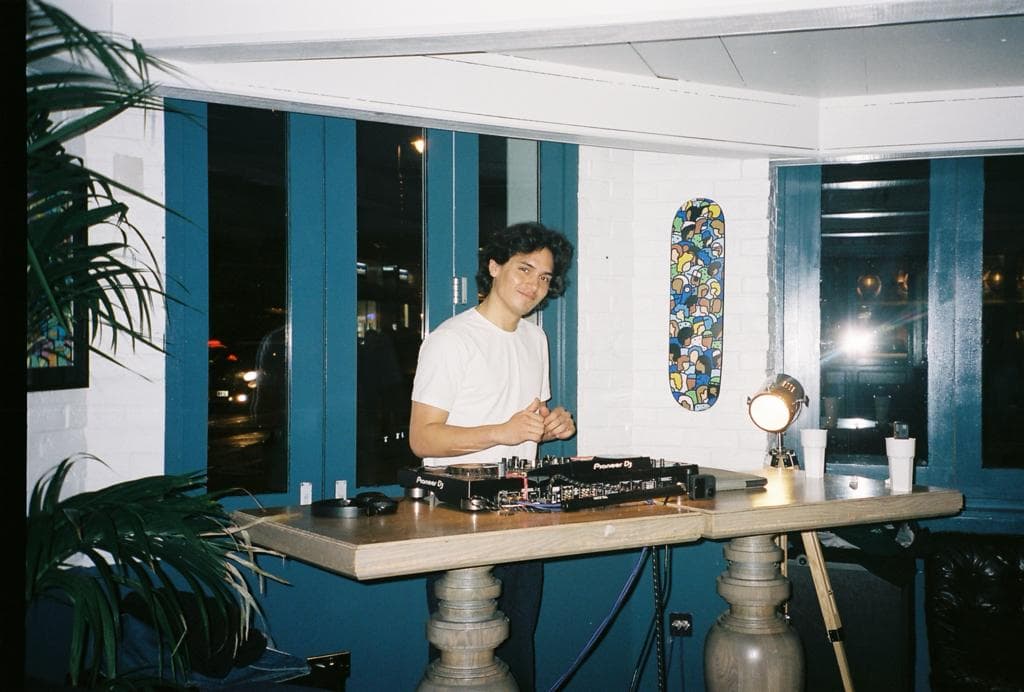 DJ Performance